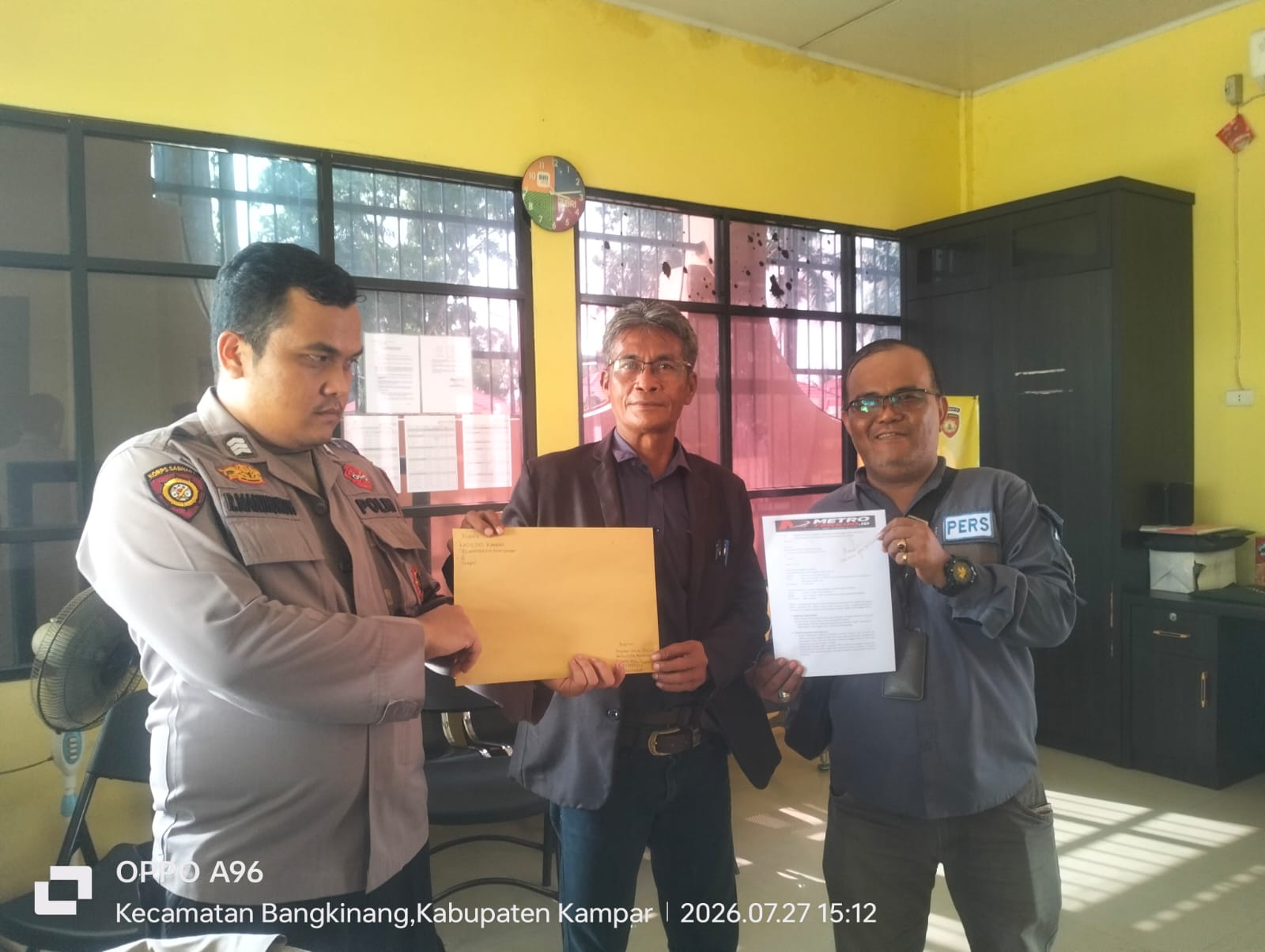 Dugaan Jual Beli LKS di SDN 001 Kasikan Resmi Dilaporkan ke Polres Kampar, Pemred – Pimum Metroterkini.id Desak Usut Kasus Ini