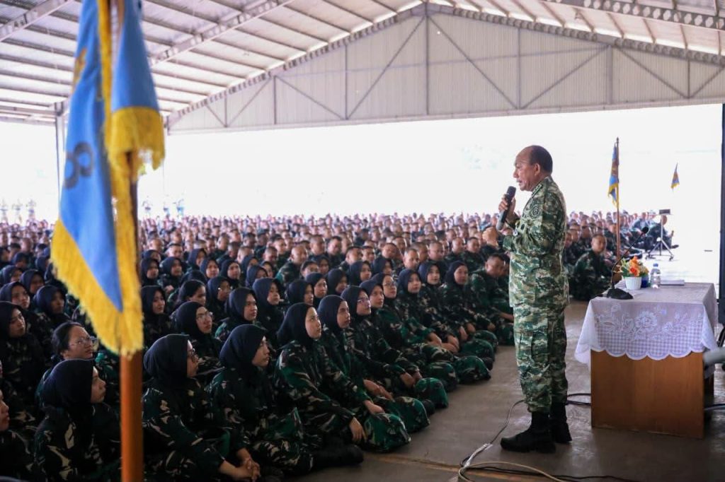 Kabacadnas Kemhan Letjen TNI Gabriel Lema Pimpin Pembukaan Latsarmil Komcad ASN Gelombang II TA 2026 di Halim Jakarta 24 Agustus 2026 2065 ASN Mengikuti Latihan Hingga 8 Oktober