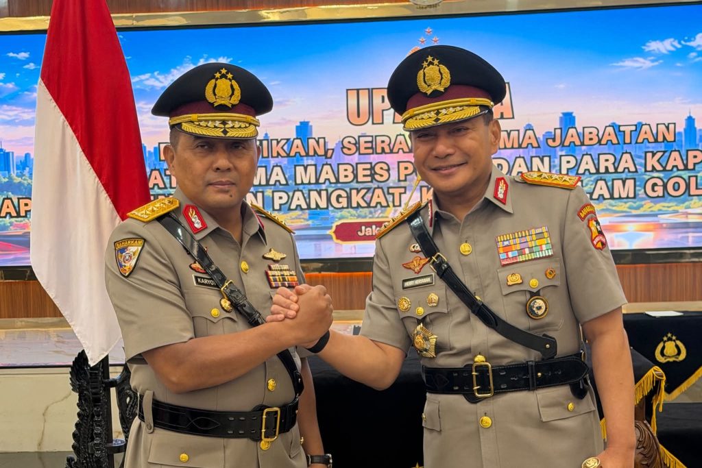 Herry Heryawan Jabat Kabaharkam Polri, Arman Achdiat Gantikan Kapolda Riau